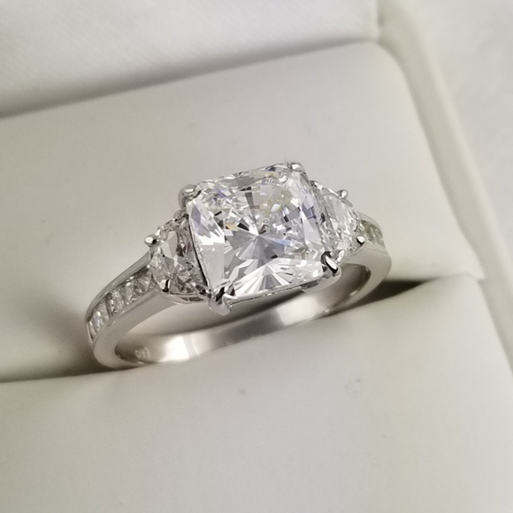 🦋 Real 925 Sterling Silver Princess Cut Ring, size 8 - Picture 3 of 7